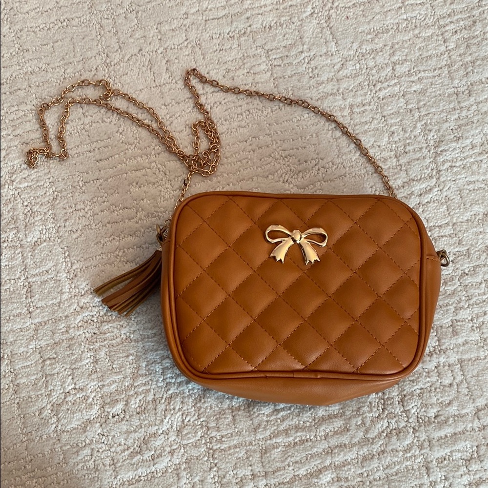 ⭐️Quilted Tan Crossbody Bag with Bow Accent